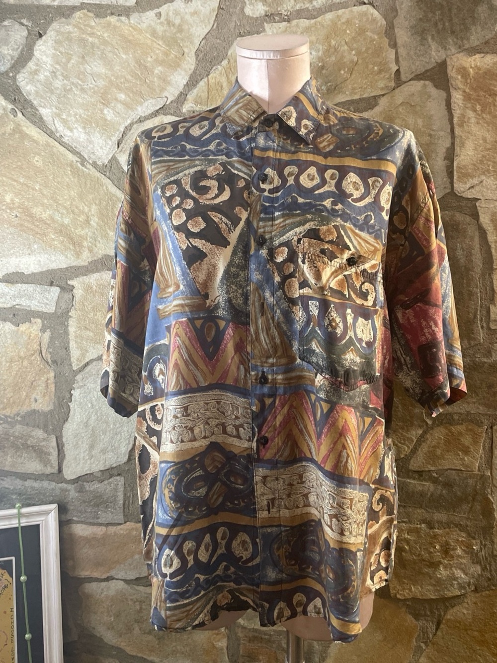 Vintage Shah Safari 100% Silk Abstract Print Button-Up Shirt Size Small